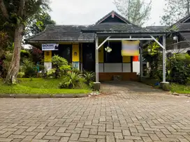 Villa Siap Huni Kondisi Bagus Udara Segar dan Asri di Kota Bunga