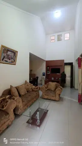 RUMAH luas 120 di Perum Metland Cakung JakTim