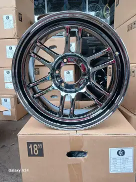 Velg rpt1 ring 18x9 6x139,7 ET 0 blackchrome. Fortuner pajero