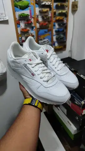 Sepatu Reebok Classic Leather (42 & 43) NEW BNIB ORI RESMI PT. MAP