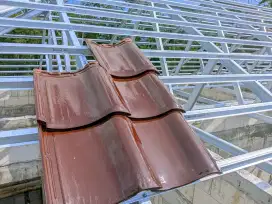 Pasang atap baja ringan
