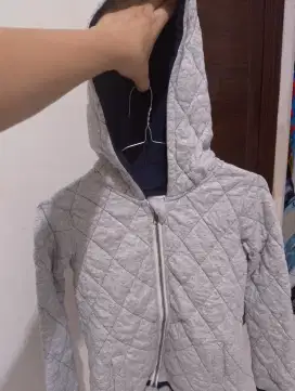 Sweater Hoodie branded second