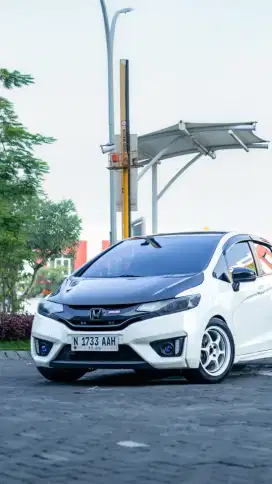 Honda jazz 1.5 AT