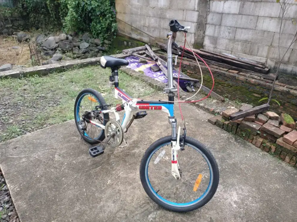 Sepeda lipat united
