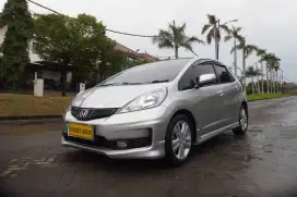 Honda Jazz RS 2011 manual