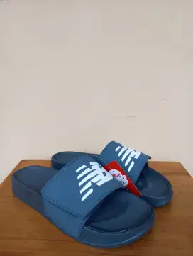 Sandal New Balance 200