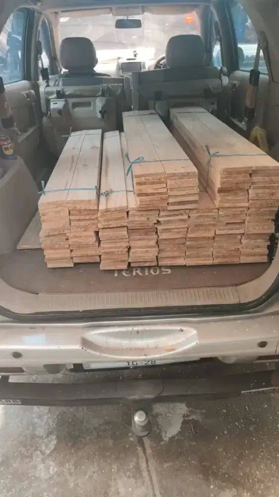 Jati Belanda Serut atau Kayu Pinus ex palet 1.5x9x120cm