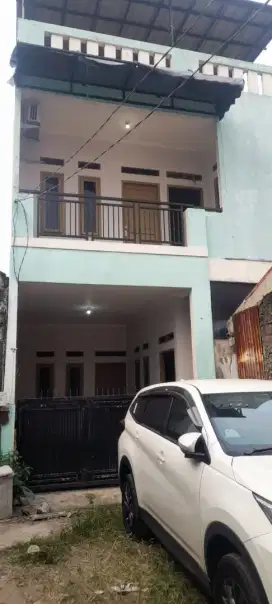 RUMAH 3 LANTAI TANJUNG BARAT