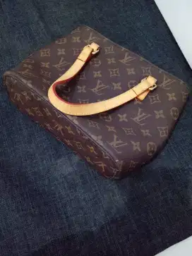 FLASH SALE  Preloved tas mini Handbag