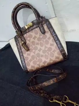 FLASH SALEPreloved  Tas Sling/Selempang