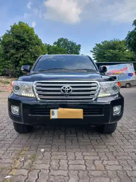 Toyota land cruiser vx 200 atpm