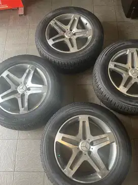 For sale 4 pcs Velg Mercy AMG ring 19 for G Class + Ban Pirelli