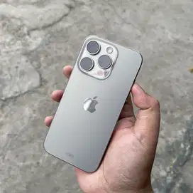 Butuh segera iphone 14 512Gb pro max eks garansi ibox atau inter