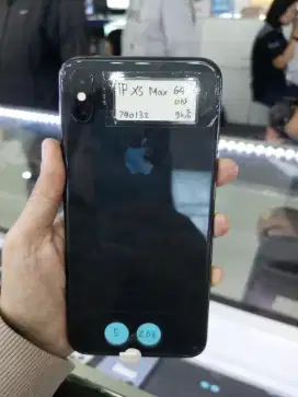 iPhone second XS max