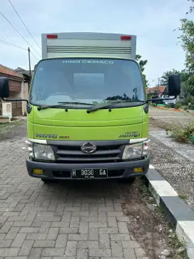 truk hino dutro engkel long 2016