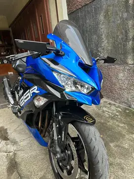 Jual santuy Kawasaki Ninja ZX25R 2020 ABS QS Blue Plasma KM Rendah