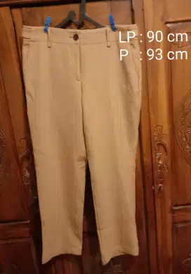 Celana Kerja Wanita Merk Loft