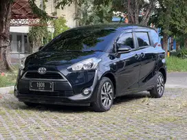 Toyota Sienta  V AT 2016.Bensin Terwat