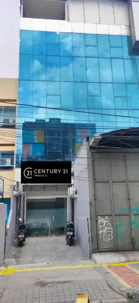 Ruko 5 Lantai Bagus dan Lokasi Strategis di Jl. Biak Cideng Gambir