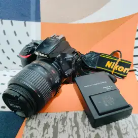 Kamera DSLR Nikon D5600 Lensa Kit 18-55mm