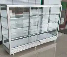Etalase kaca baru
