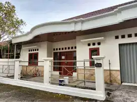 Rumah Murah Cocok Kantor Dan Mahasiswa Lokasi Dekat UPN Dan YKPN