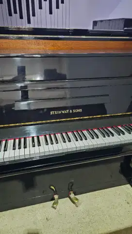 PIANO NO 1 DUNIA