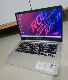 Laptop Asus Core i7 RAM 8GB SSD Mulus Slim