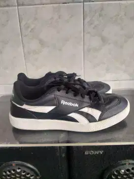 Jual sepatu Reebok