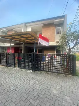 Dijual Rumah Bagus di Karang Tengah Tangerang, Jakarta Barat