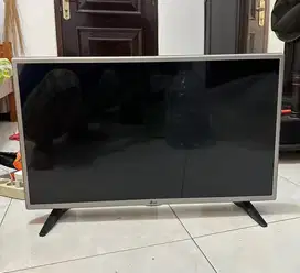 Televisi LG 32 inchi
