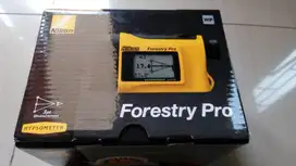 Rangefinder Nikon Forestry Pro