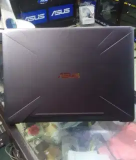 ASUS TUF GAMING FX505GD Core i7 Ram 8GB ssd 256Gb+1TB GTX1050 4GB