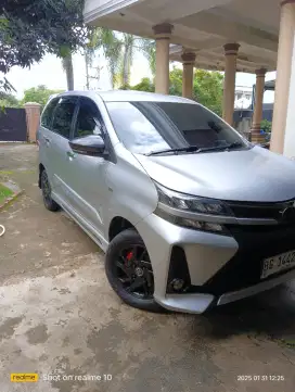 Di jual cepat Avanza Veloz 1.5 MT