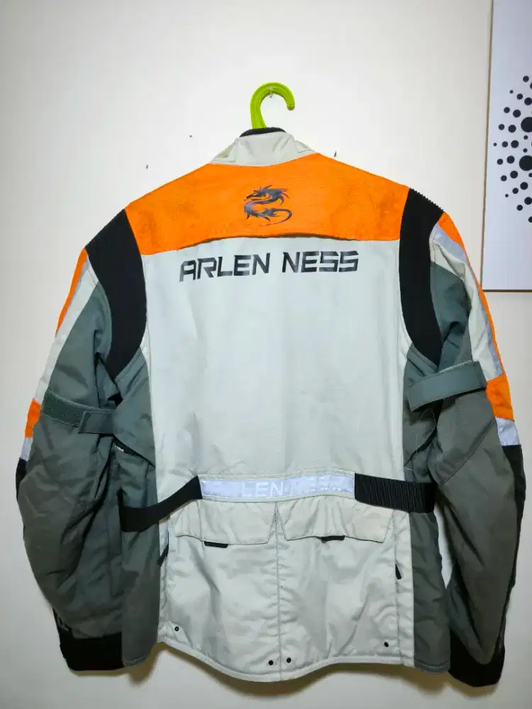 Jaket touring Arlen ness