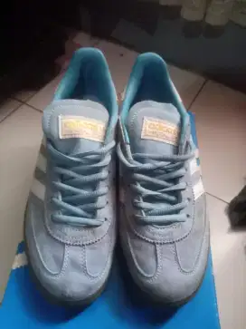 Bismillahirrahmanirrahim jual Adidas spezial