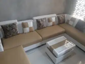 Model sofa letter u warna bisa reques