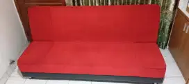 Sofa bed merah msh bagus