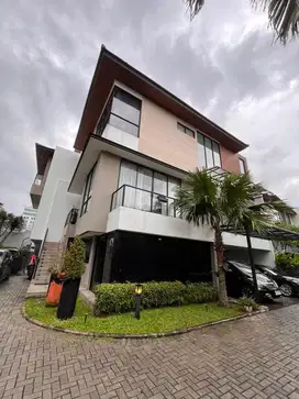 Townhouse cilandak timur kondisi rapi