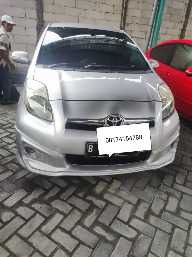 Yaris E 2011 bagus