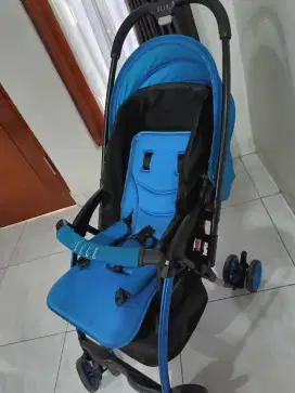 Stroller baby Elle warna biru