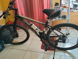 Sepeda gunung Evergreen UK 26 frame alumunium aloy