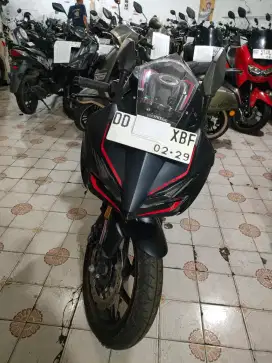 Honda cbr 250 cc 2024 hitam