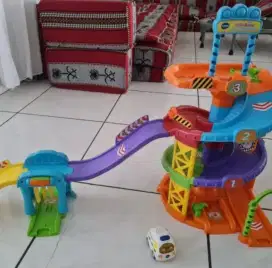 VTECH TUT TUT BOLIDES MON PARKING TOBOGGAN