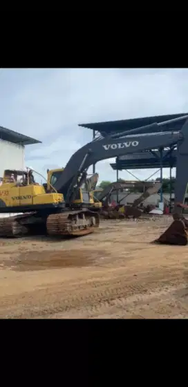 Exavator dijual