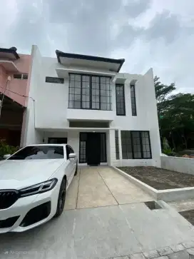 Dijual Rumah Baru American Style Kebraon dekat Grand Harvest