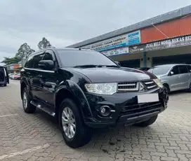 MITSUBISHI PAJERO SPORT EXCEED 2.5 AT 2015 HITAM KM 217RB