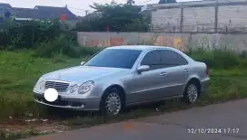 Mercedes Benz E-class W211 2005