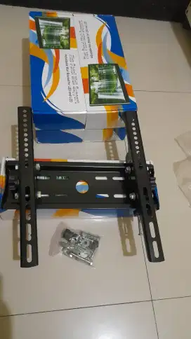 Pasang bracket tv di dinding