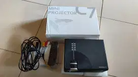 Mini Projector C7 | Jual Cepat | No Minus